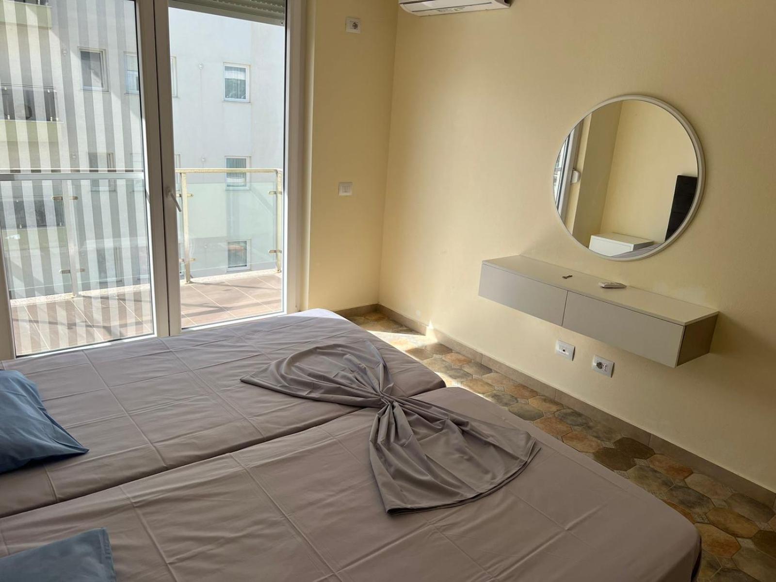 Shengjin Apartaments Exterior photo